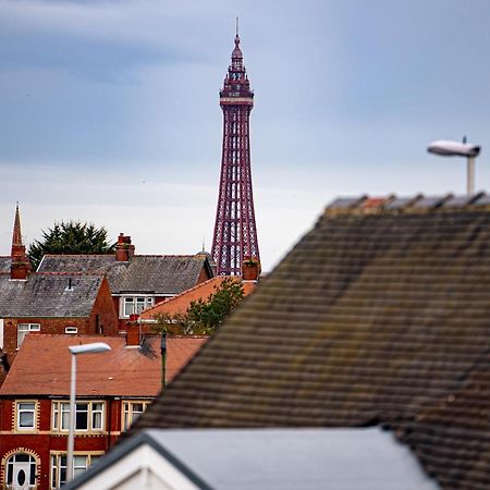 Hillside House - 2 Bedrooms Parking Wi-Fi Hospital Blackpool Exterior photo